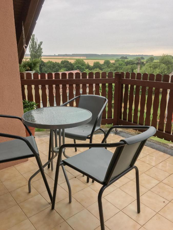 Baranya Apartman Áta Exteriér fotografie